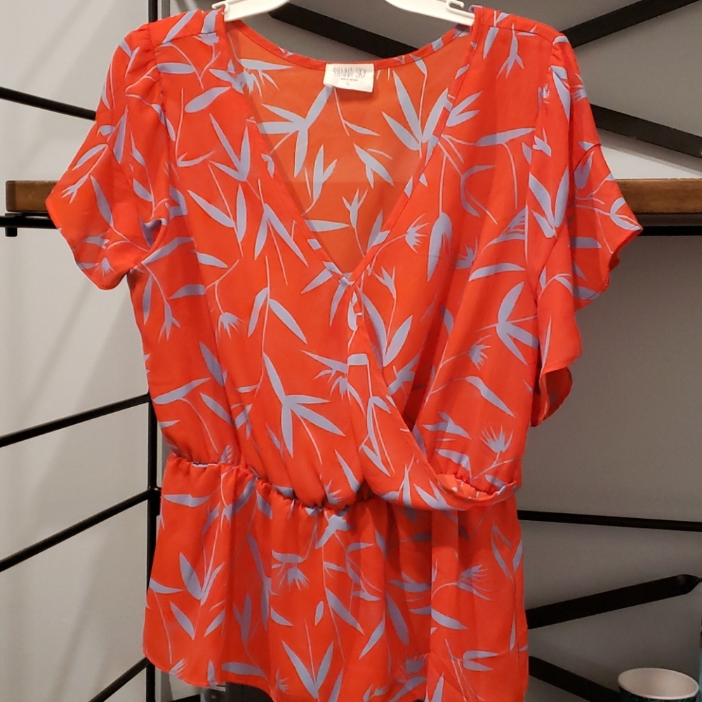 Flutter Short-sleeved Peplum Blouse